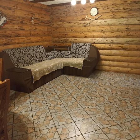 Khatyna U Dolyni Slavske Bagian luar foto